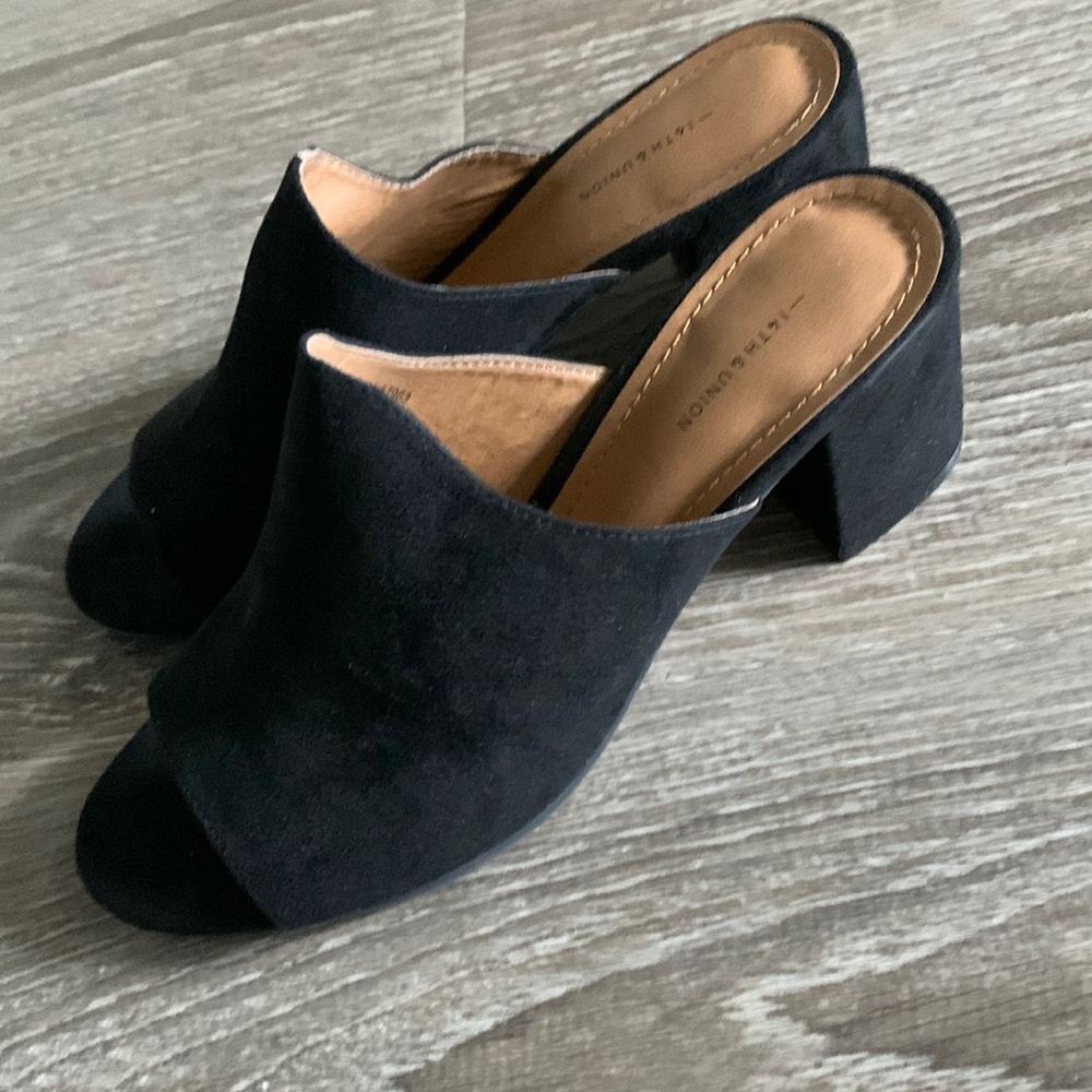 Casual Black Sandals